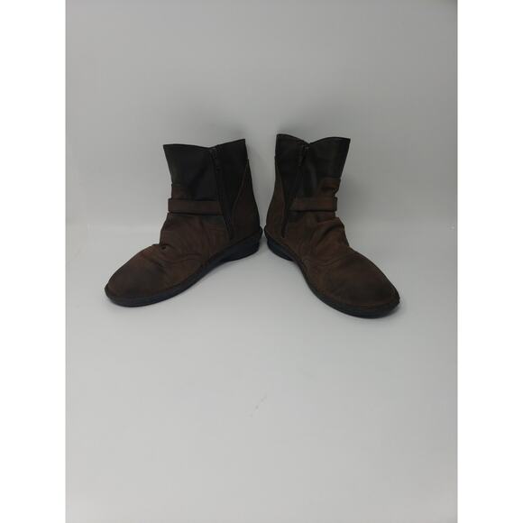 Tara M TMB1016 Brown Leather Buckle Side Zip Flat Low Boots Women's US 7.5 - Picture 1 of 8